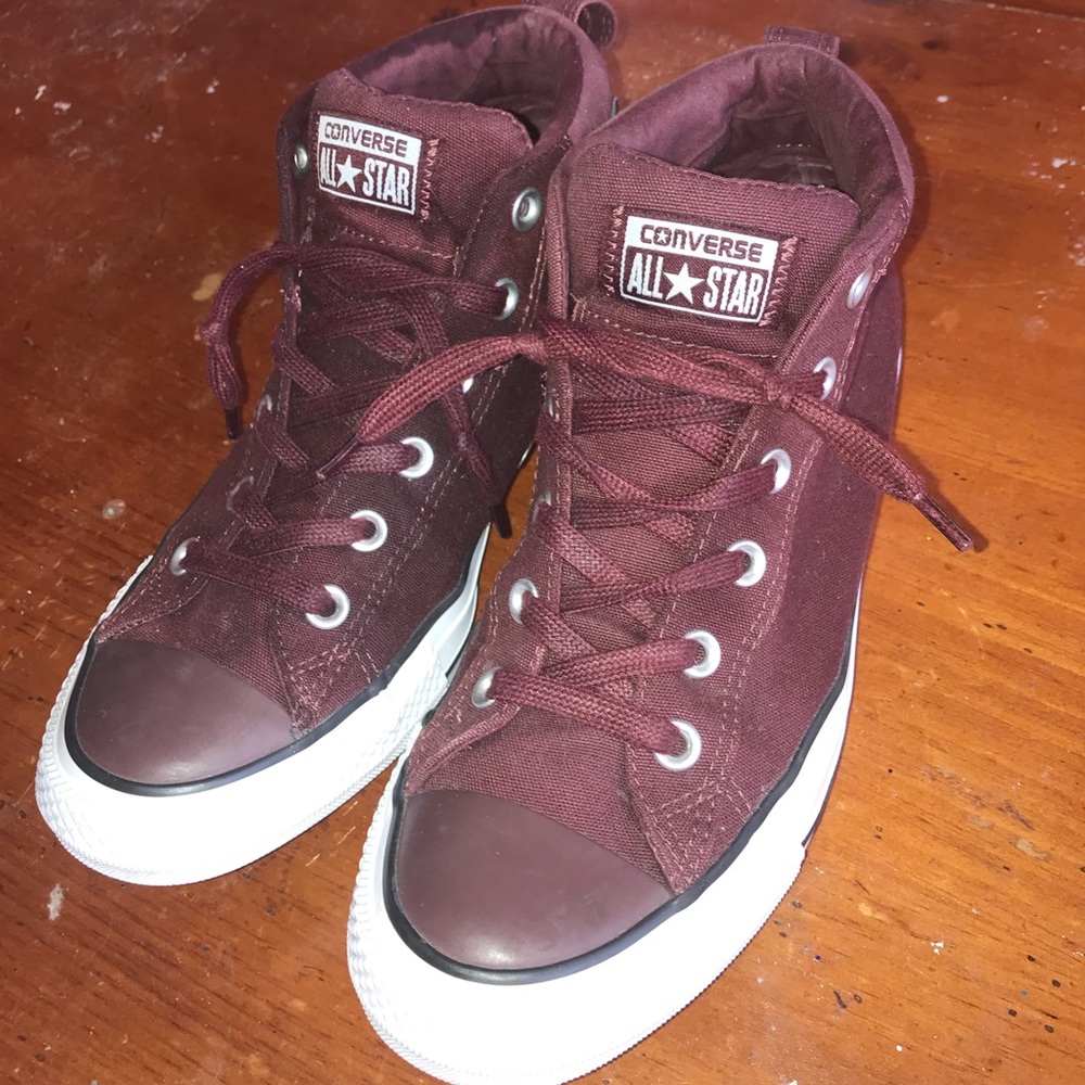 Burgundy converse